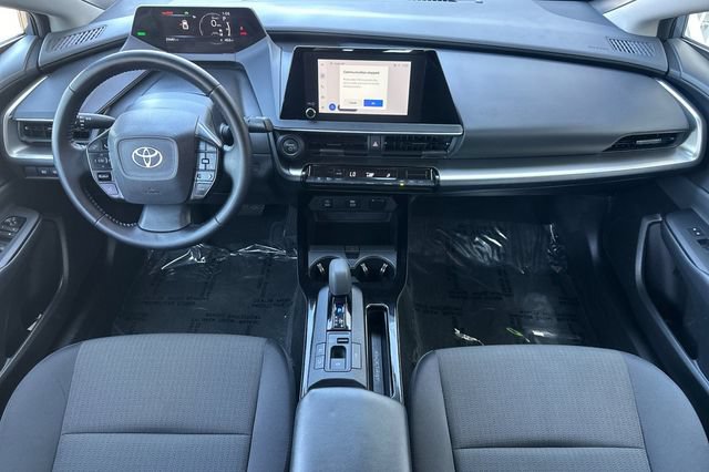 Certified 2025 Toyota Prius LE FWD image 17