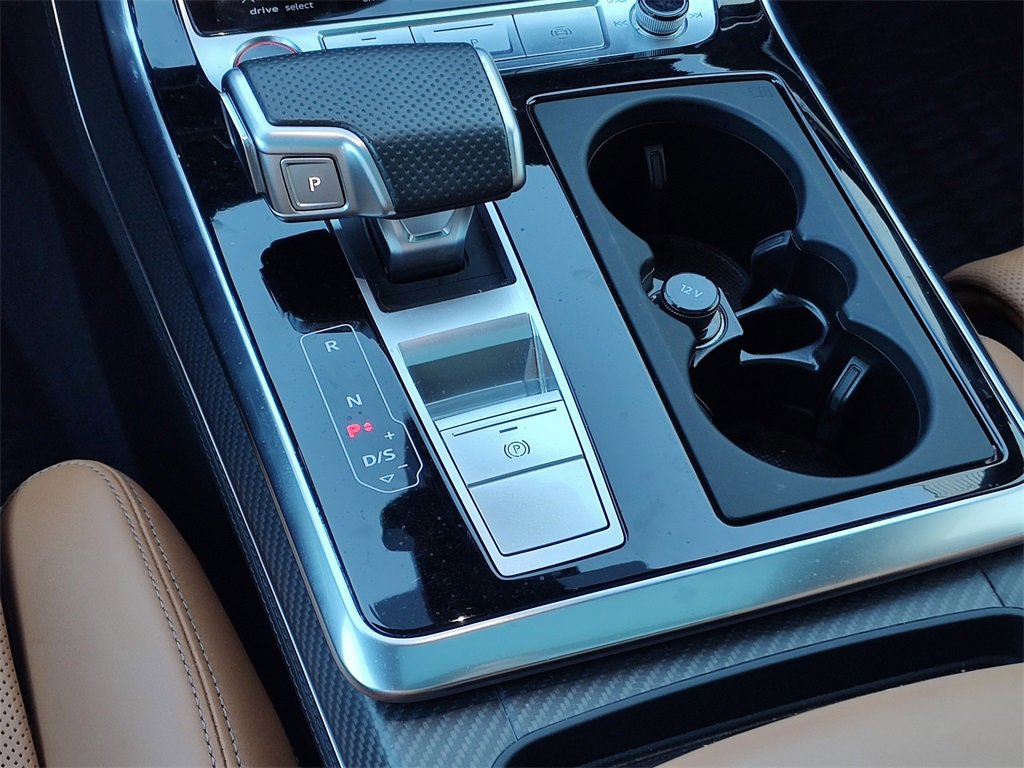 Used 2024 Audi RS Q8 w/ Black Optic Package image 30