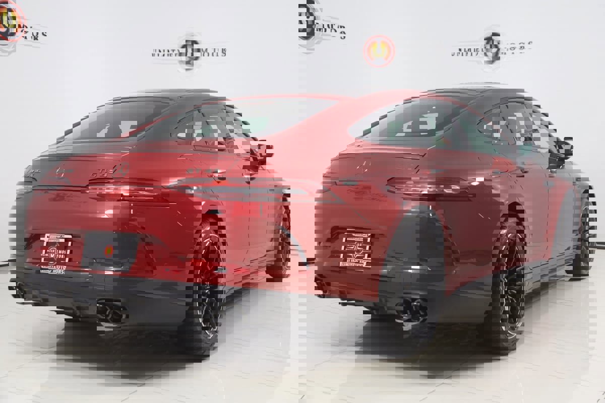 Used 2024 Mercedes-Benz AMG GT 43 image 3