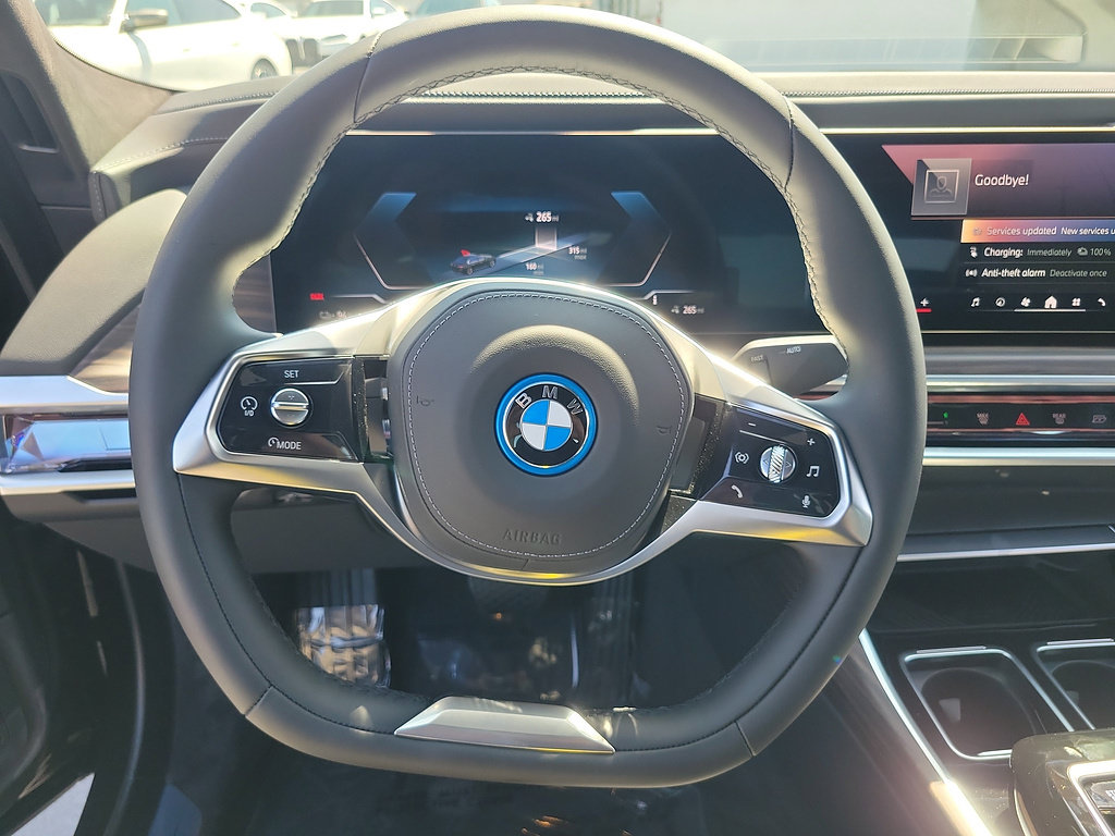 New 2026 BMW i7 M70 RWD image 24