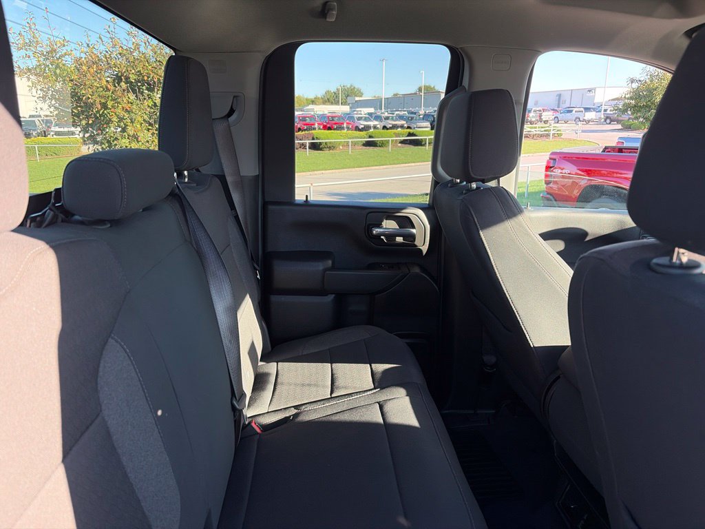 Used 2026 Chevrolet Silverado 2500 Custom w/ Custom Convenience Package AWD/4WD image 29