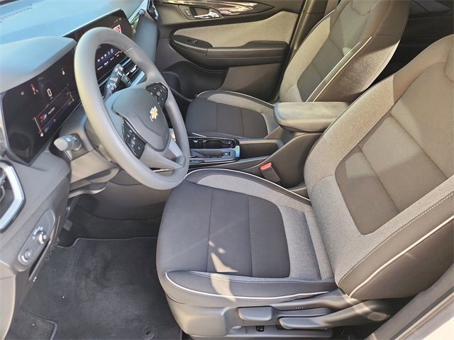 Certified 2024 Chevrolet TrailBlazer LT w/ Driver Confidence Package image 18