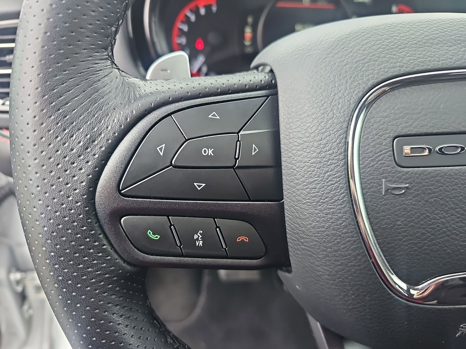 Certified 2025 Dodge Durango R/T w/ Blacktop Package AWD/4WD image 18