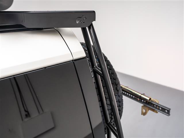 New 2024 Land Rover Defender 110 S image 31