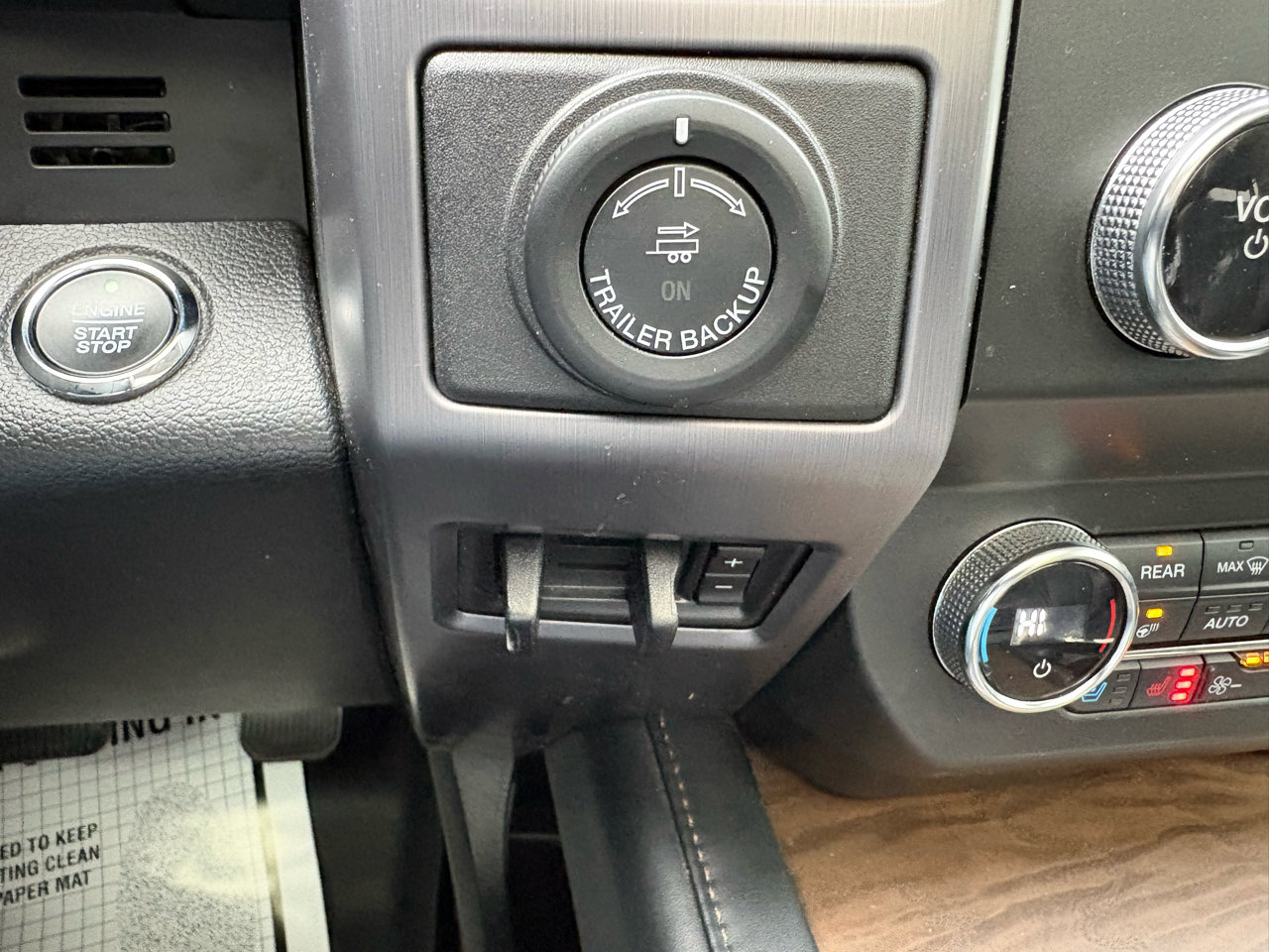 Certified 2020 Ford Expedition Platinum image 34