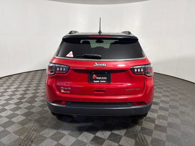Used 2024 Jeep Compass Limited AWD/4WD image 8
