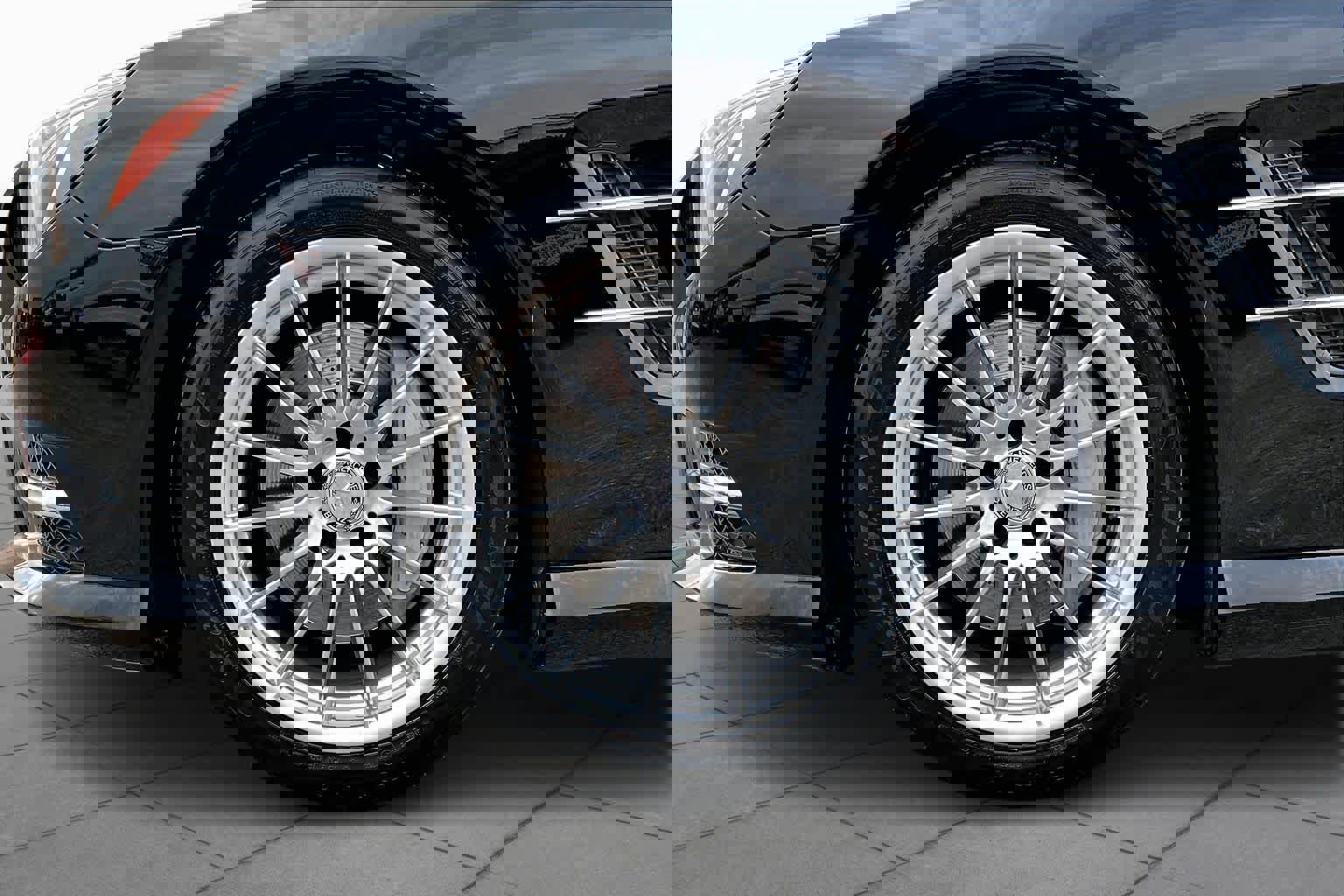 Used 2013 Mercedes-Benz SL 550 image 13