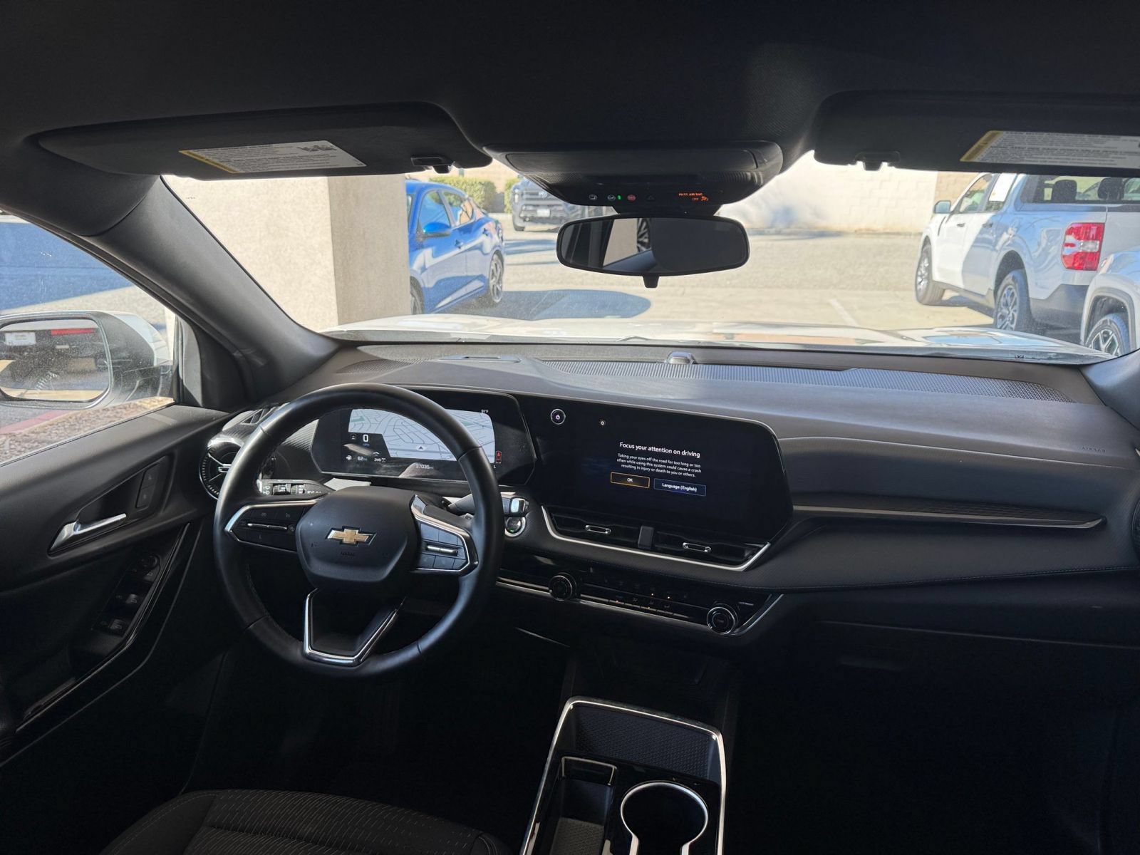Used 2025 Chevrolet Equinox LT AWD/4WD image 34