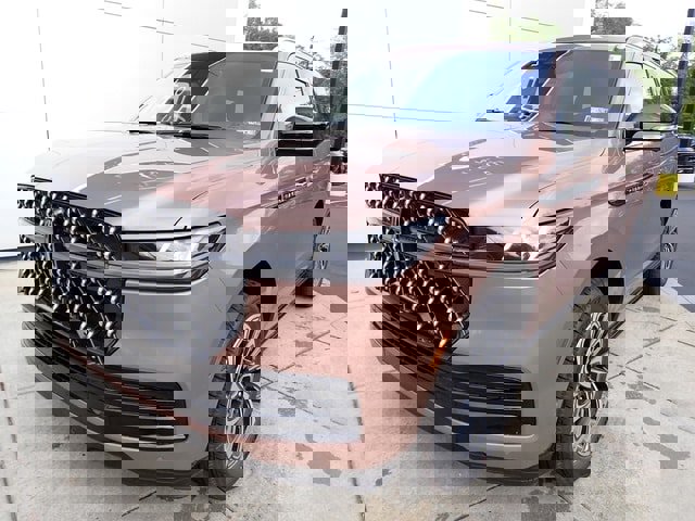 New 2025 Lincoln Navigator Black Label image 9