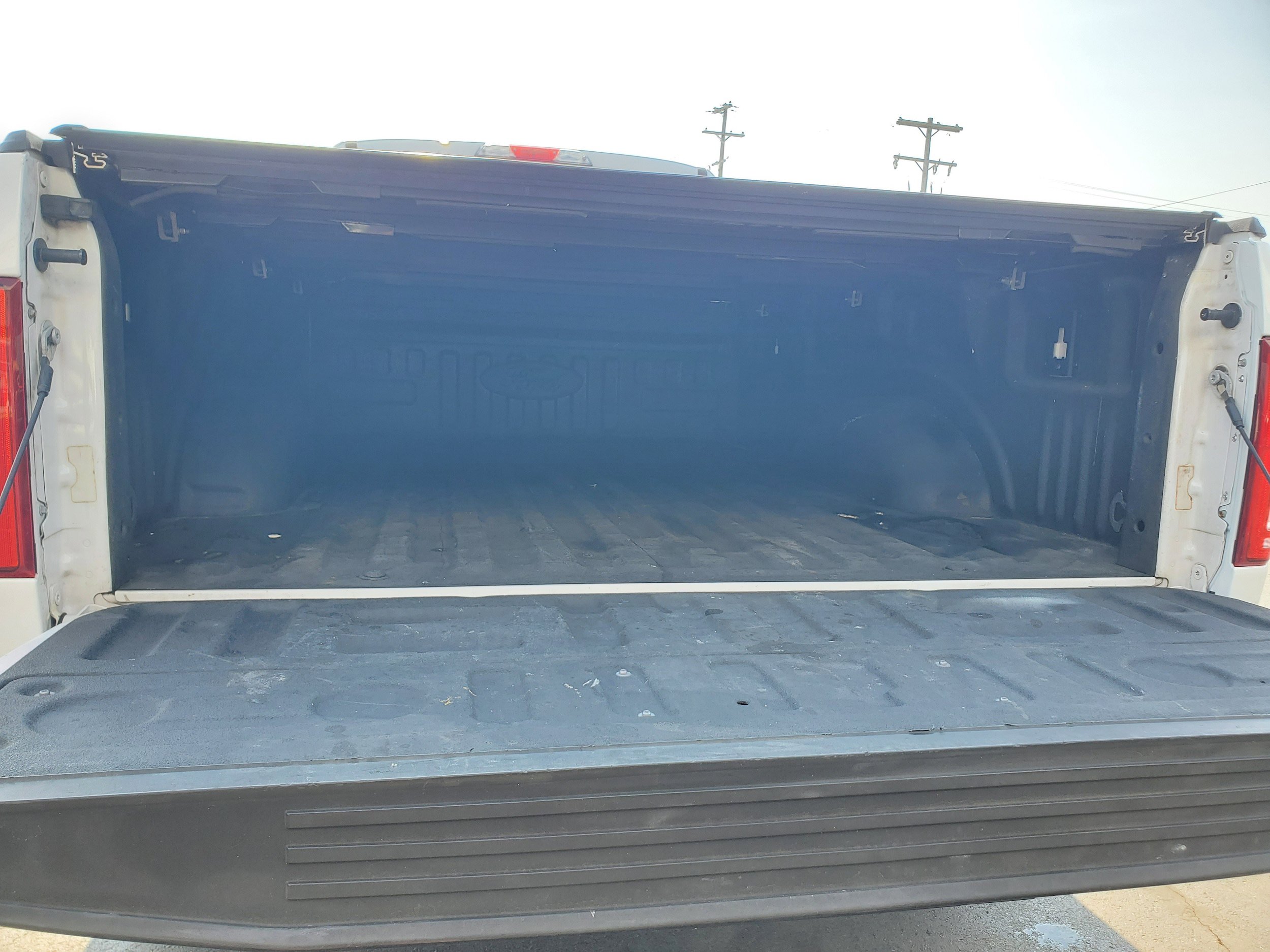 Used 2017 Ford F150 XL w/ Equipment Group 101A Mid RWD image 23
