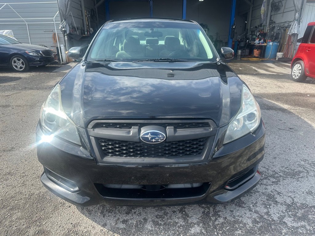 Used 2013 Subaru Legacy 2.5i Premium w/ All-Weather Pkg + Moonroof image 2