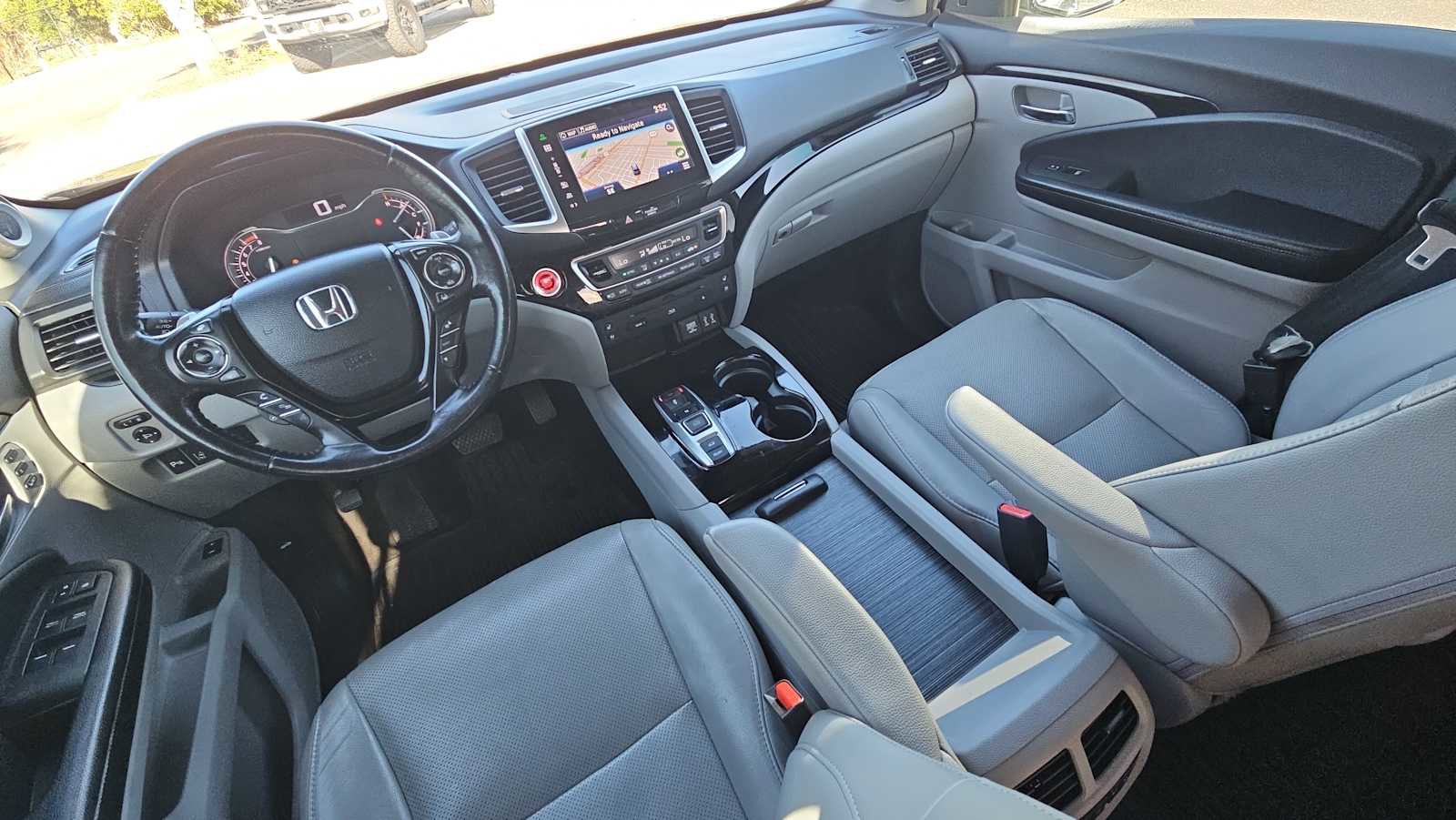 Used 2016 Honda Pilot Elite image 23