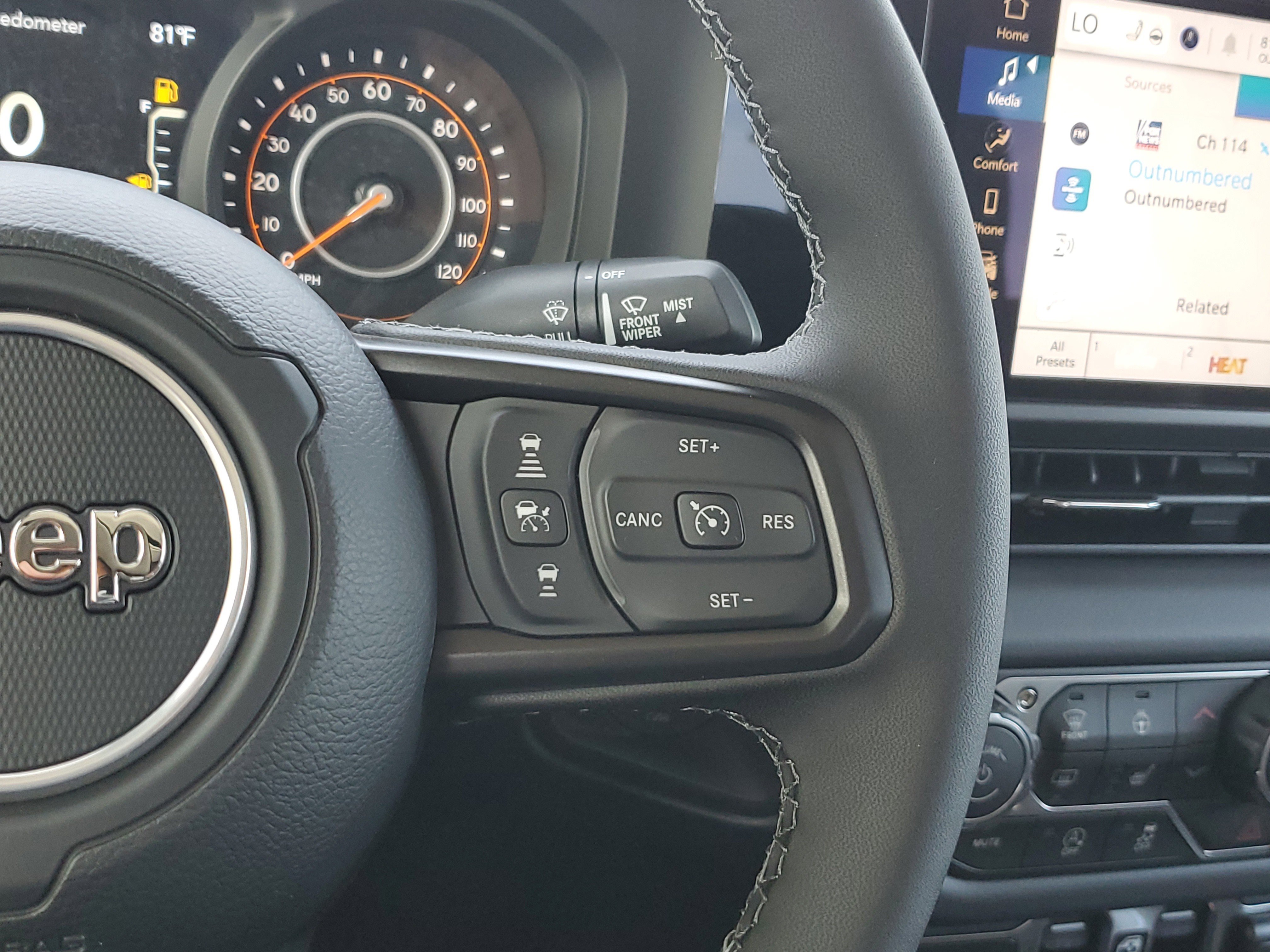 New 2025 Jeep Gladiator Rubicon image 22