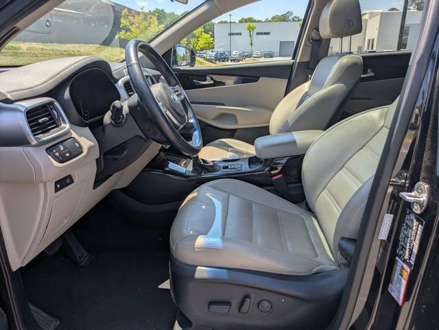 Used 2020 Kia Sorento EX AWD/4WD image 22