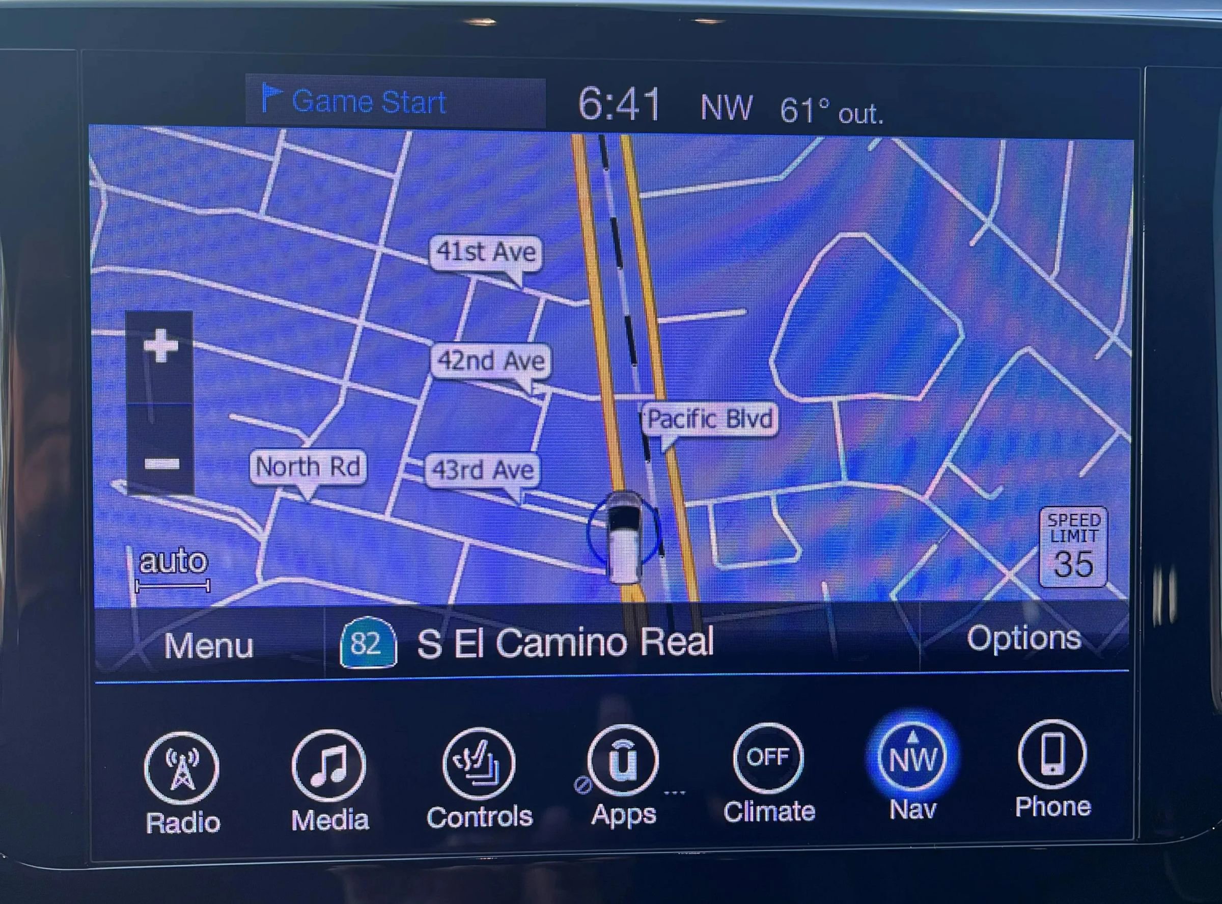 Used 2017 Chrysler Pacifica Touring-L FWD image 22