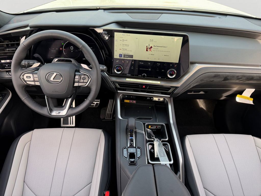 New 2026 Lexus TX 500h AWD image 11