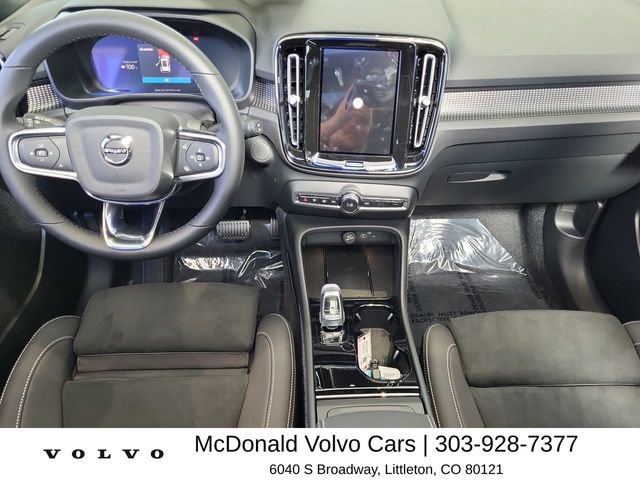 New 2026 Volvo EX40 Ultra AWD/4WD image 14