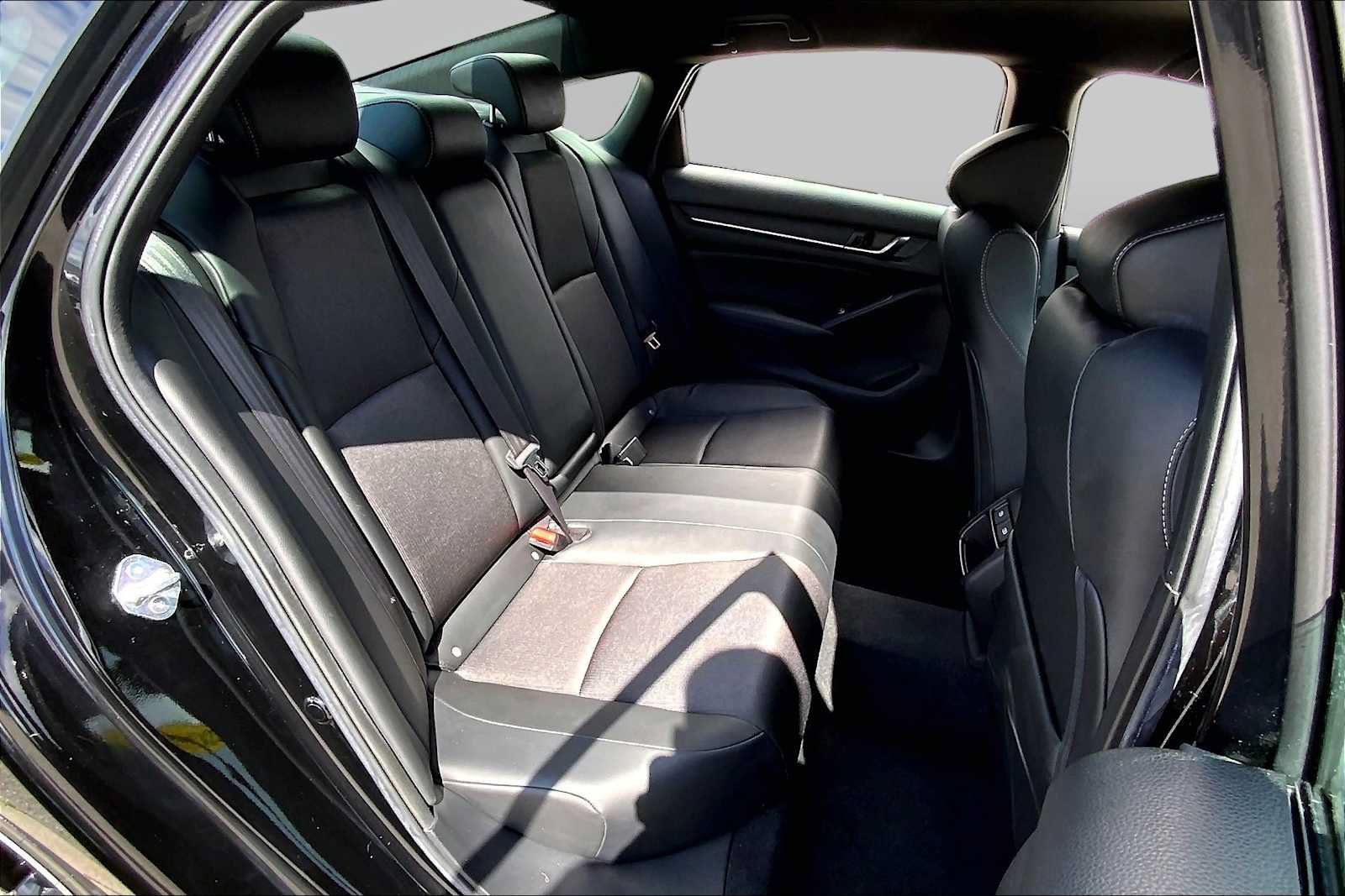 Used 2022 Honda Accord Sport image 19