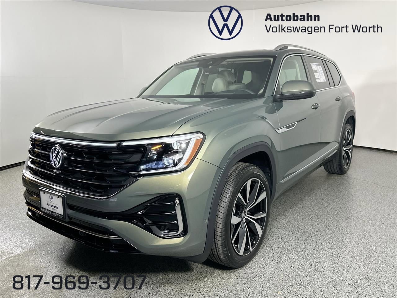 New 2026 Volkswagen Atlas SEL Premium R-Line image 1