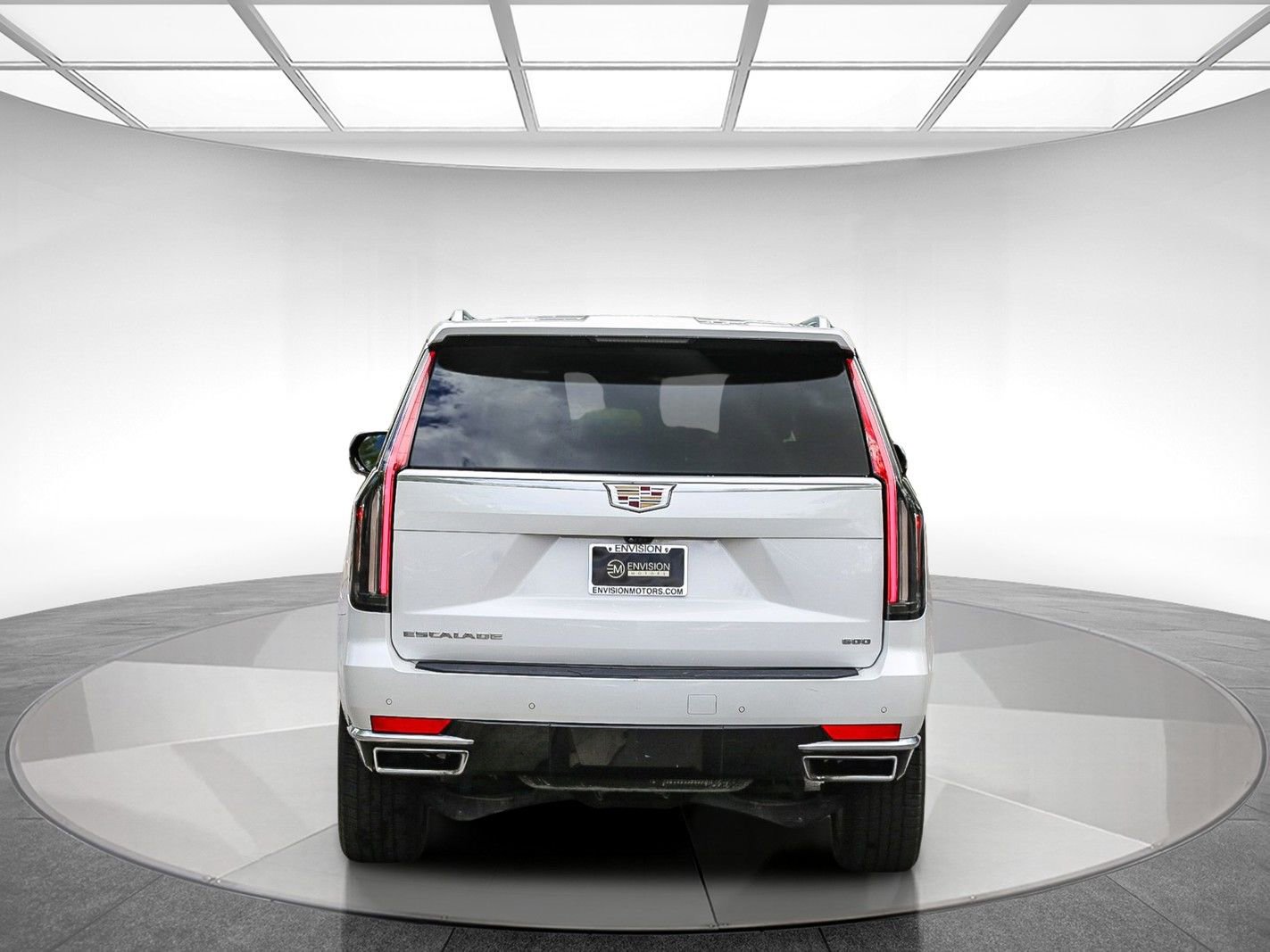 Used 2023 Cadillac Escalade Premium Luxury w/ Performance Package AWD/4WD image 3