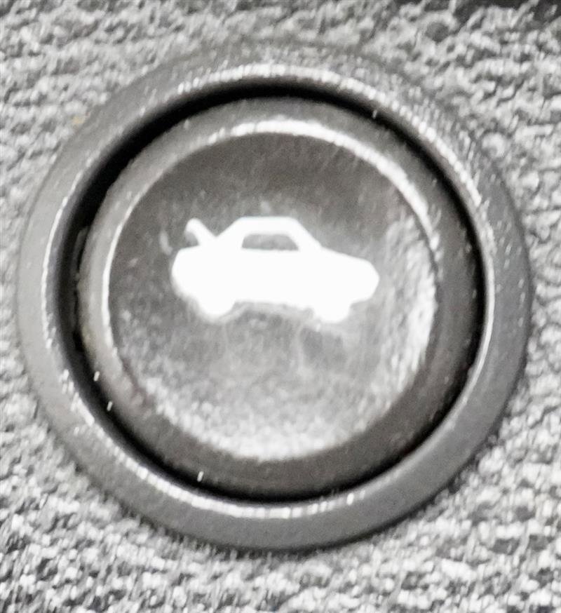 Used 2013 Chevrolet Camaro LT image 28