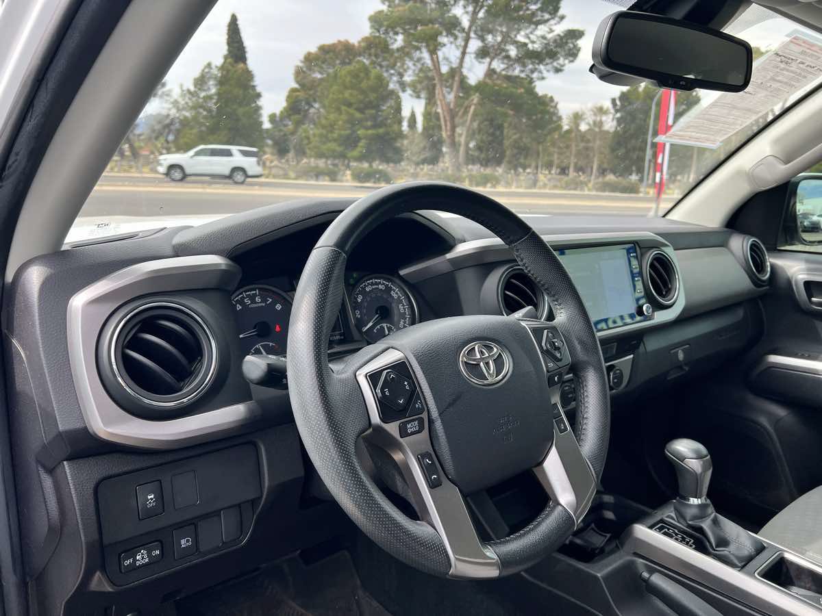 Used 2023 Toyota Tacoma SR5 RWD image 15