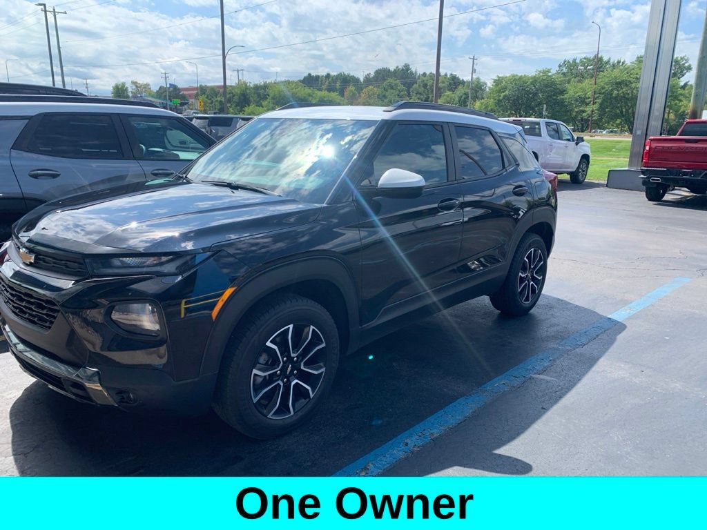 Used 2023 Chevrolet TrailBlazer ACTIV w/ Convenience Package AWD/4WD image 1