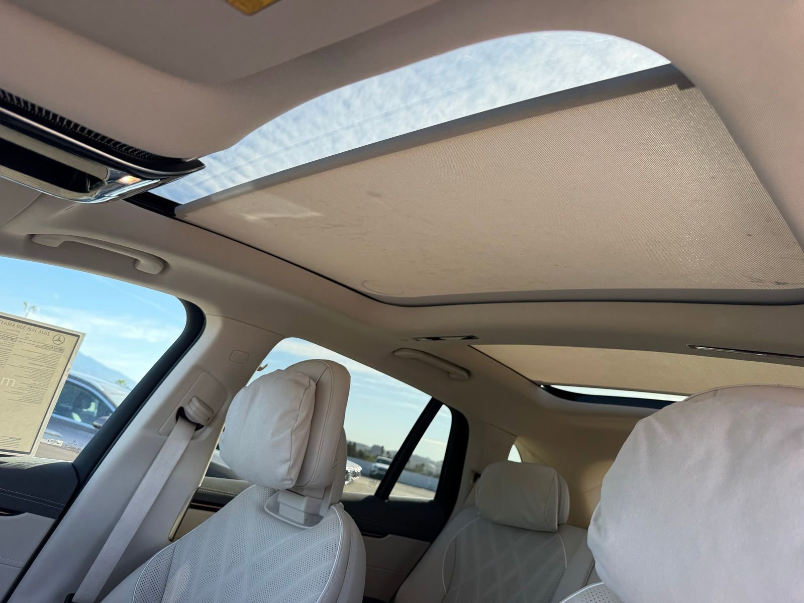 New 2026 Mercedes-Benz EQS 550 4MATIC SUV image 18