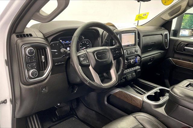 Used 2021 GMC Sierra 2500 Denali w/ Denali Ultimate Package AWD/4WD image 14