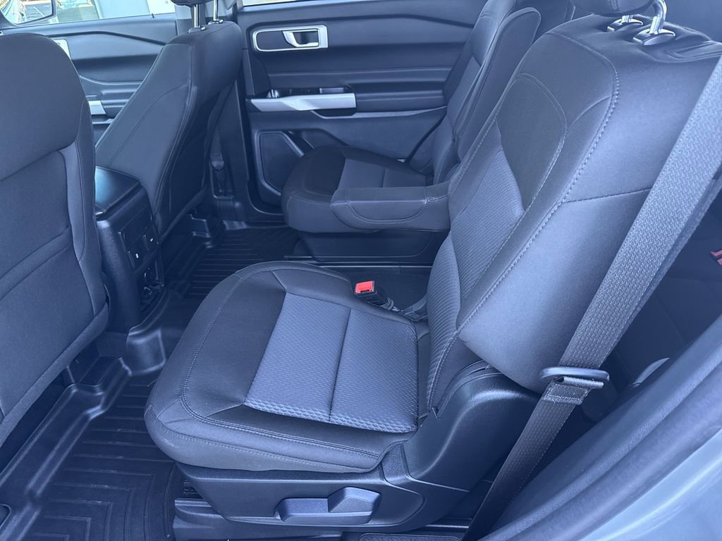 Used 2024 Ford Explorer XLT image 21