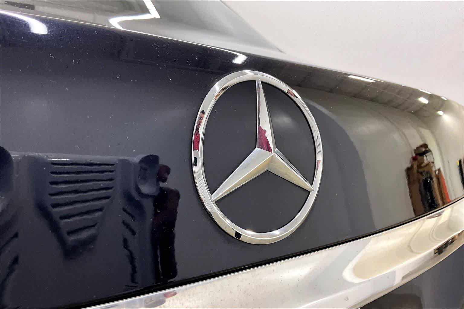 Used 2020 Mercedes-Benz E 350 Sedan image 30