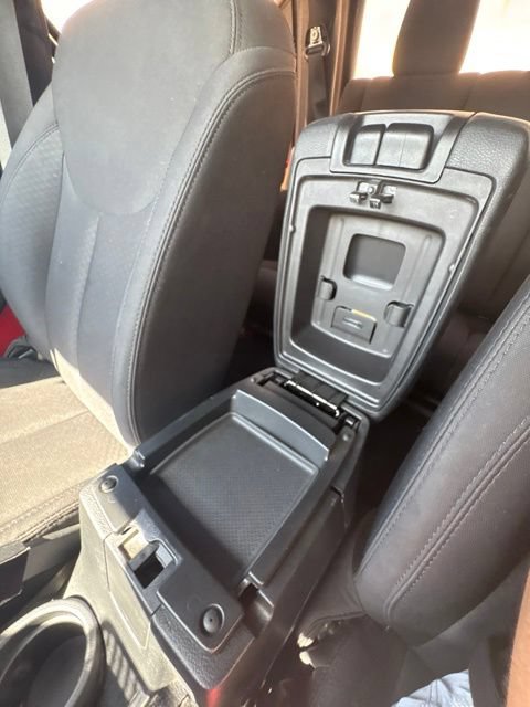 Used 2016 Jeep Wrangler Sport AWD/4WD image 42