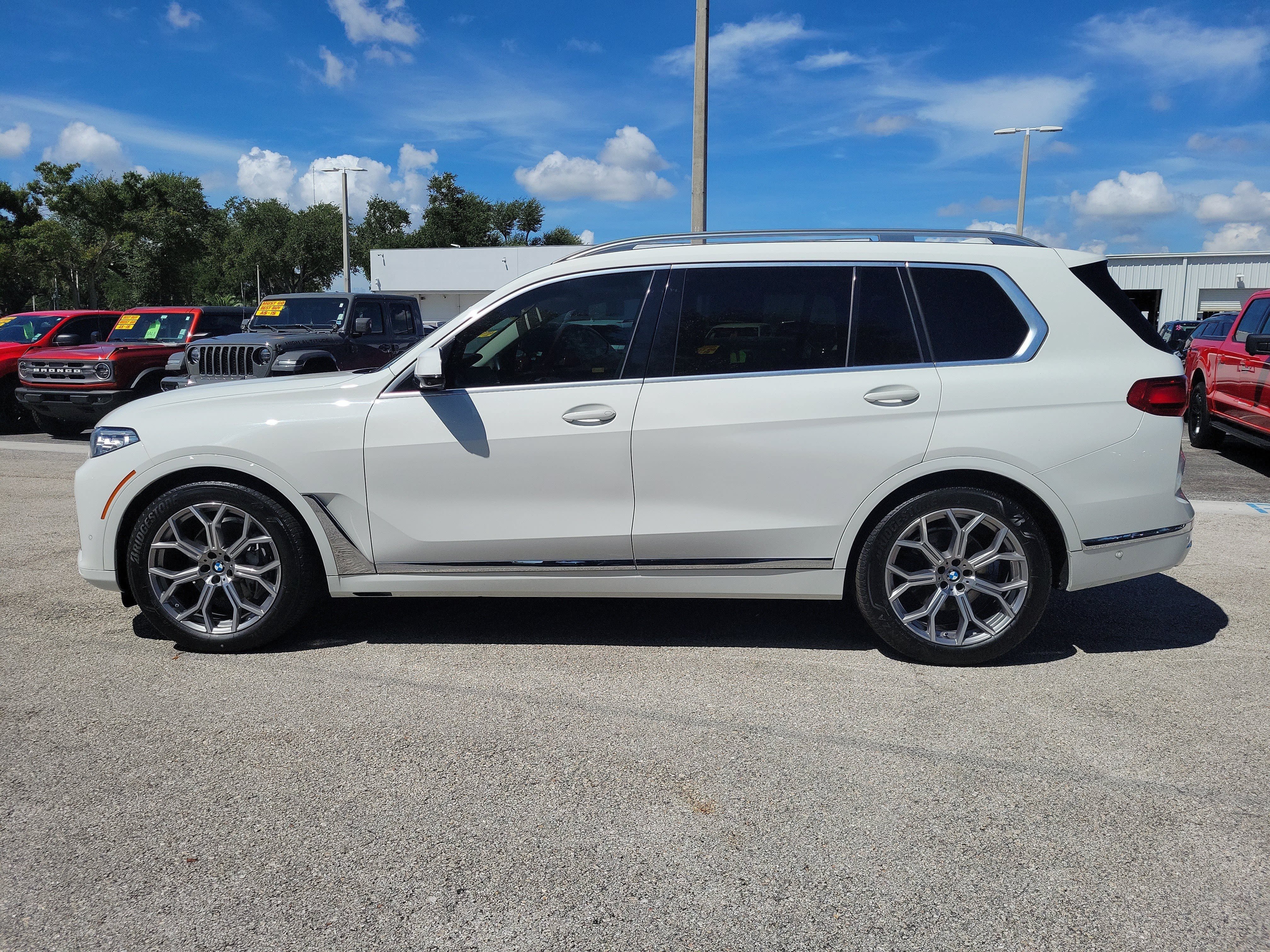 Used 2020 BMW X7 xDrive40i w/ Premium Package AWD/4WD image 6