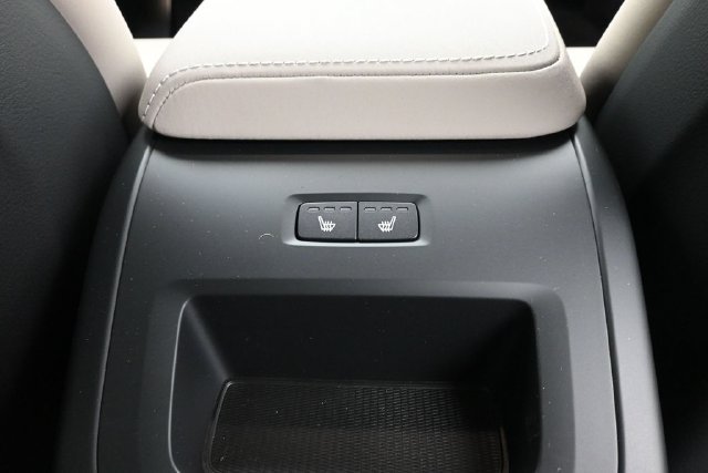 New 2027 Volvo XC60 B5 Core AWD/4WD image 32
