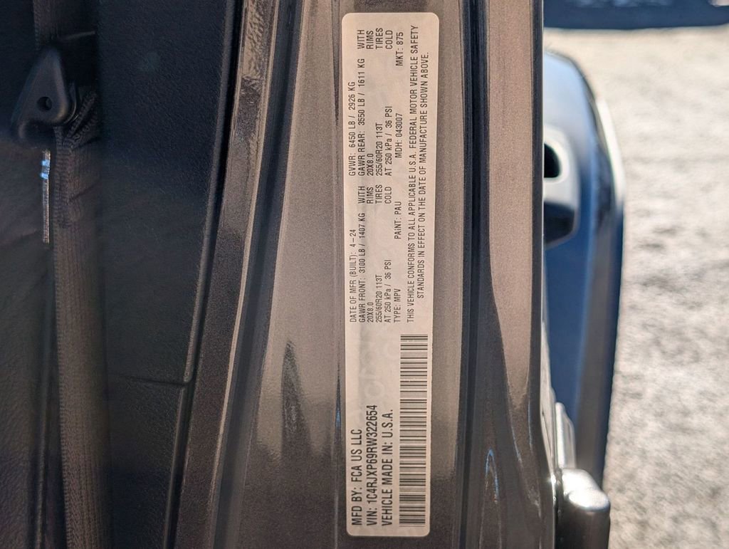 Used 2024 Jeep Wrangler Unlimited Sahara image 48