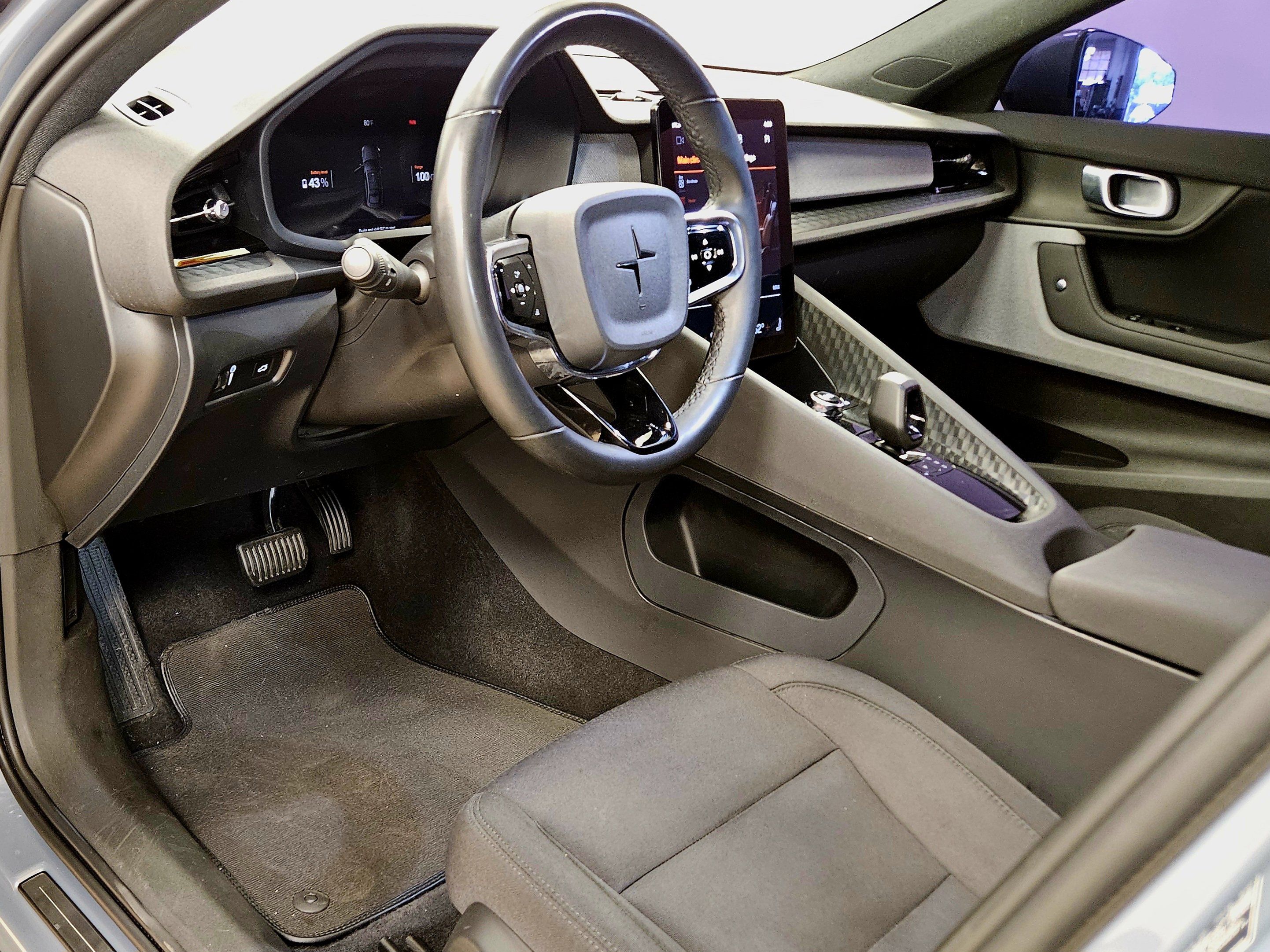 Used 2022 Polestar Polestar 2 w/ Performance Package AWD/4WD image 37