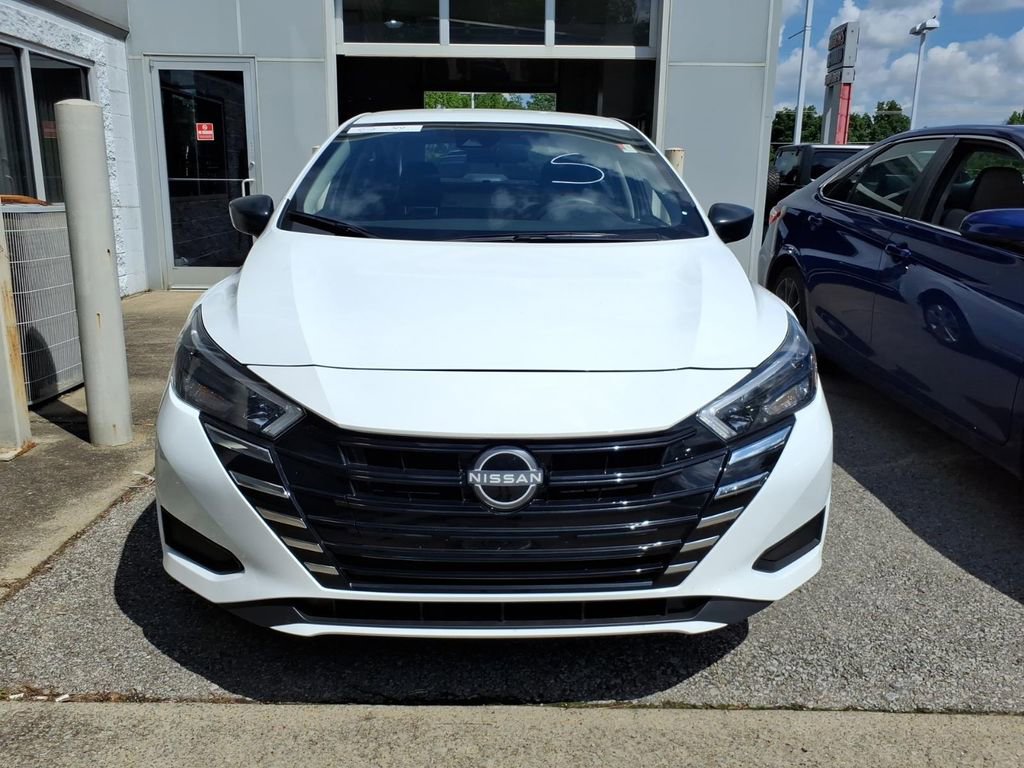 Used 2025 Nissan Versa S w/ Trunk Package FWD image 2