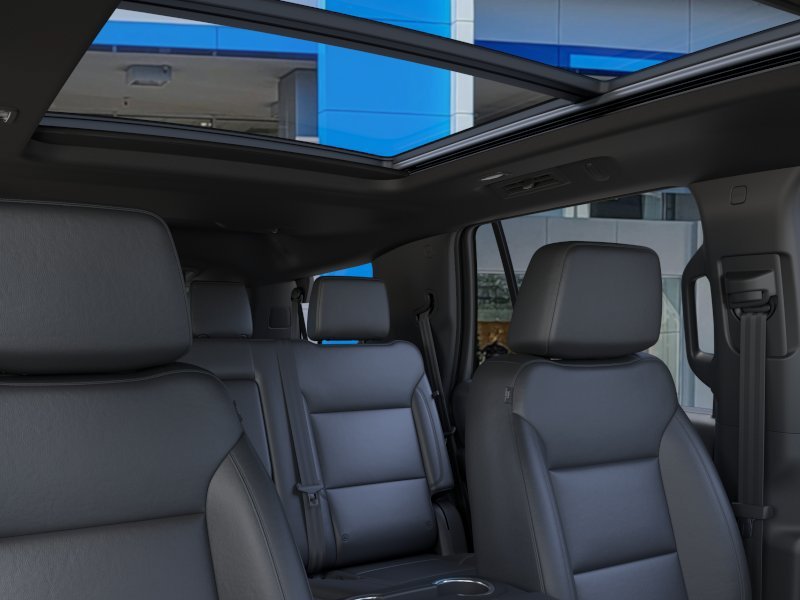 New 2026 Chevrolet Tahoe Z71 w/ Sun And Tow Package AWD/4WD image 24
