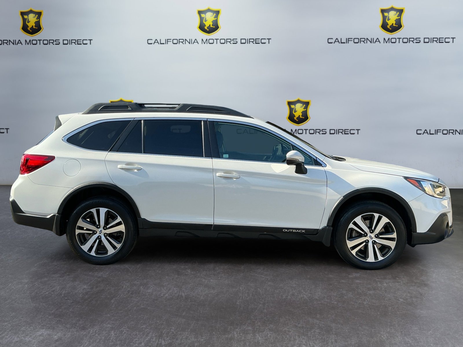 Used 2018 Subaru Outback 2.5i Limited image 4