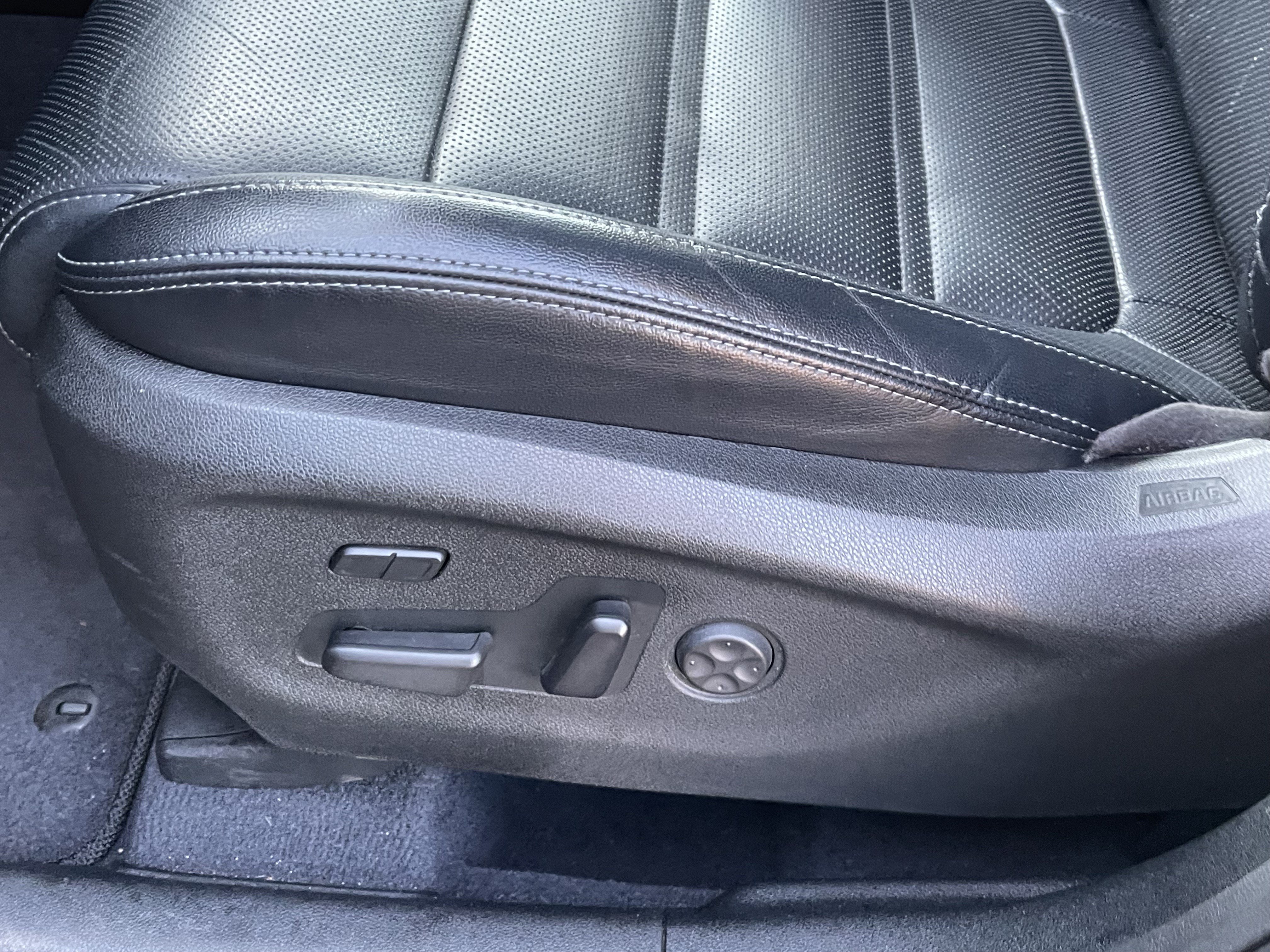 Used 2019 Kia Sorento SX w/ SX Touring Package AWD/4WD image 17