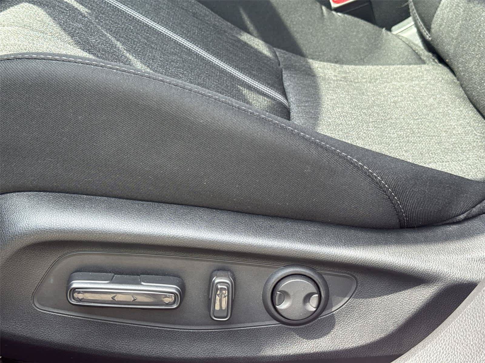 Used 2025 Honda Accord Sport image 17