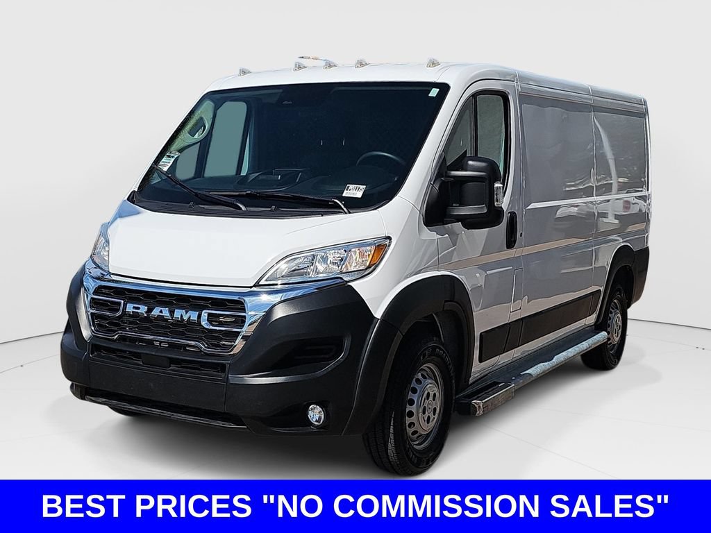 Used 2025 RAM ProMaster 2500 w/ U-Haul Equipment Group FWD image 7
