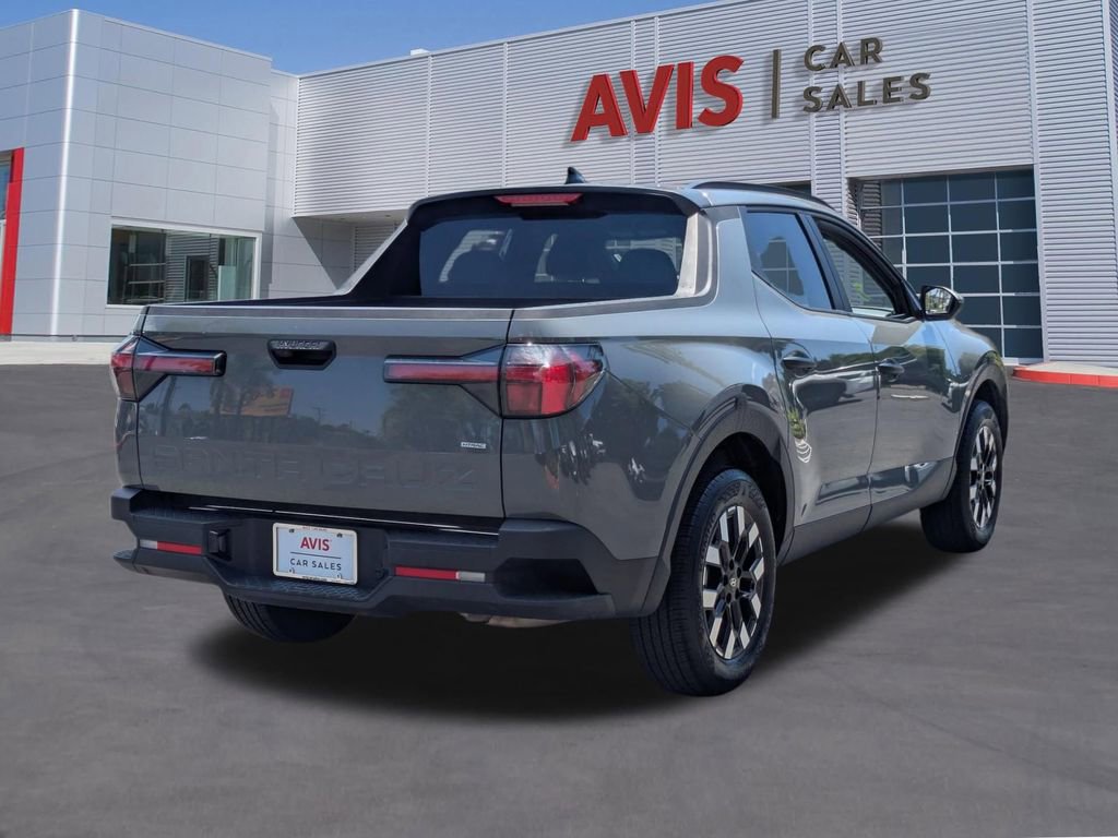 Used 2025 Hyundai Santa Cruz SEL AWD/4WD image 6