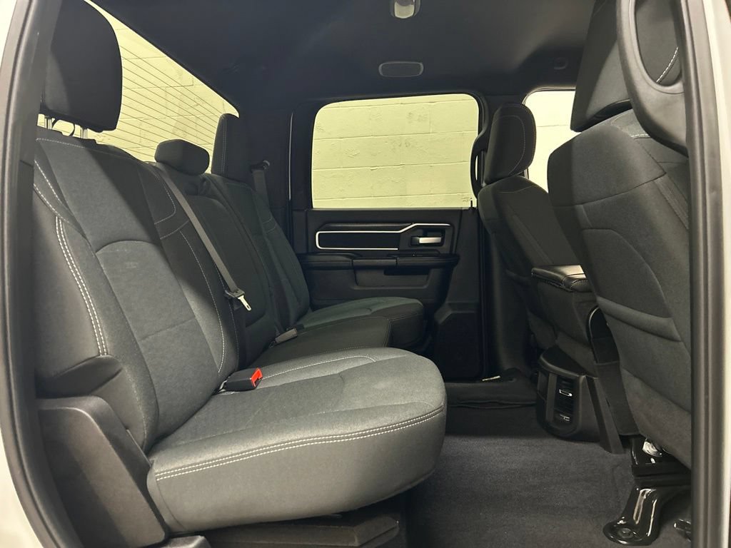 Used 2025 RAM 2500 Big Horn AWD/4WD image 9