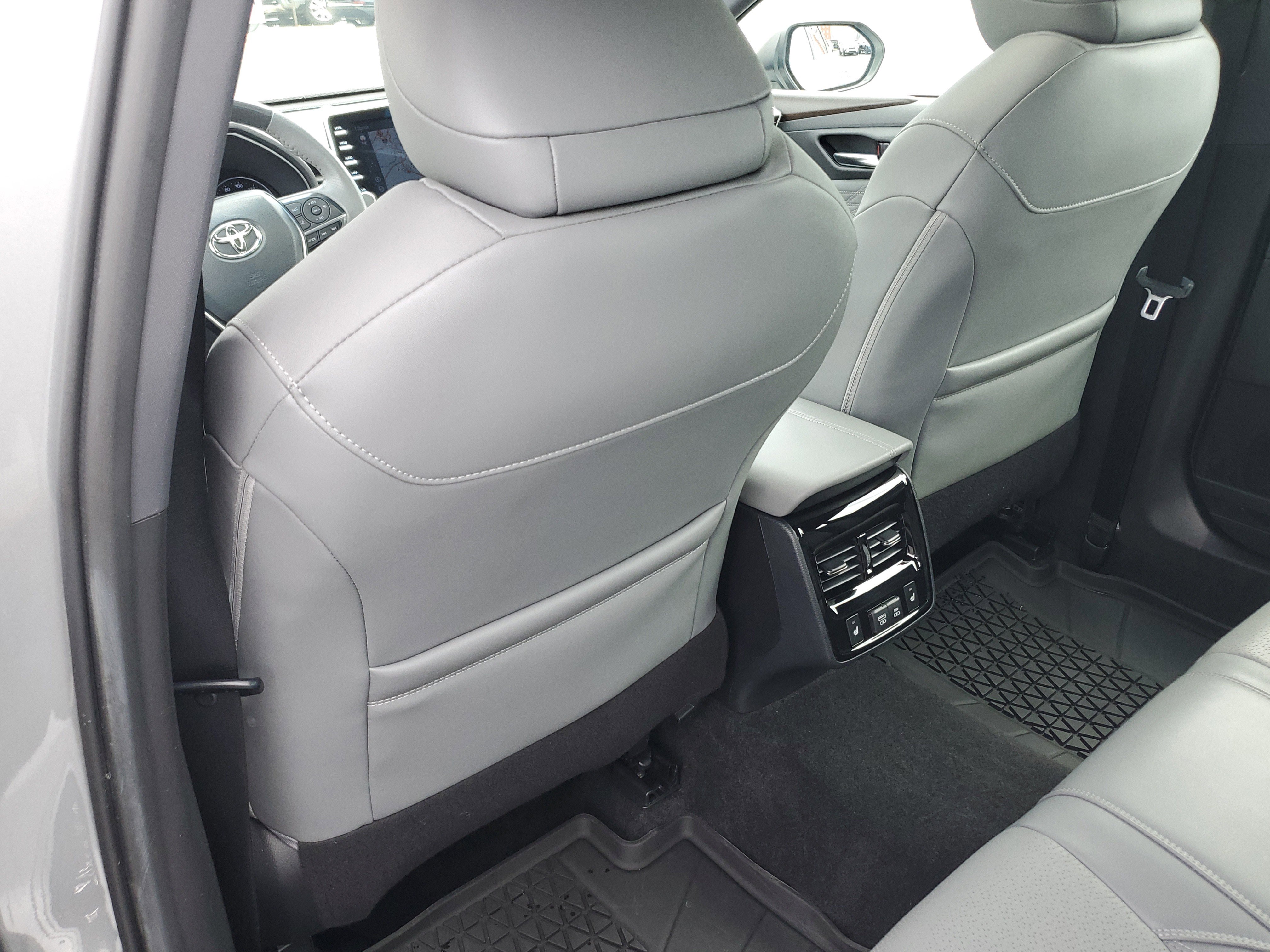 Used 2021 Toyota Avalon Limited w/ Advanced Safety Package AWD/4WD image 11