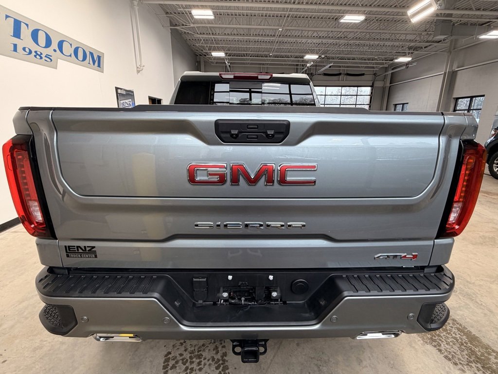 Used 2025 GMC Sierra 1500 AT4 w/ AT4 Premium Package image 6