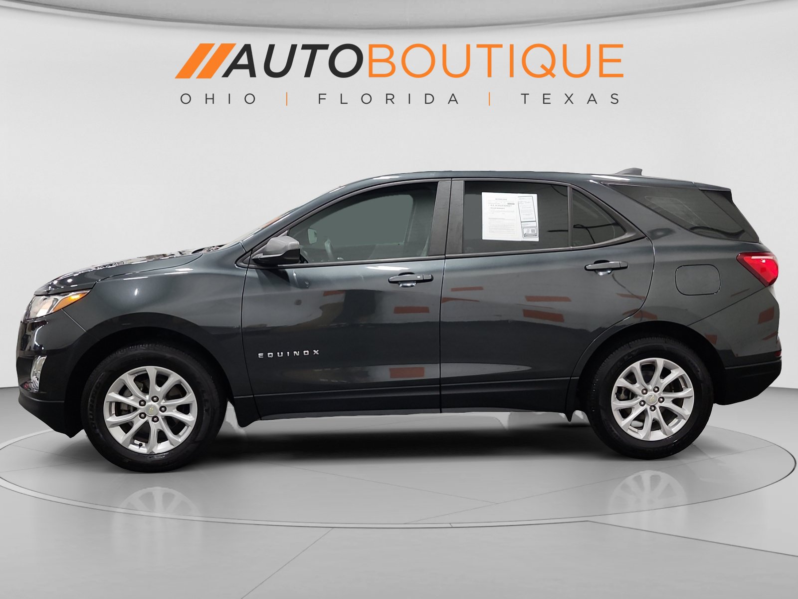 Used 2020 Chevrolet Equinox LS AWD/4WD image 2
