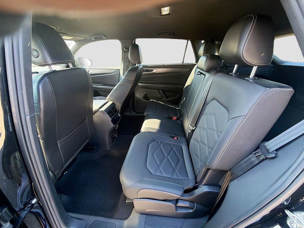 Used 2024 Volkswagen Atlas Cross Sport SE image 21