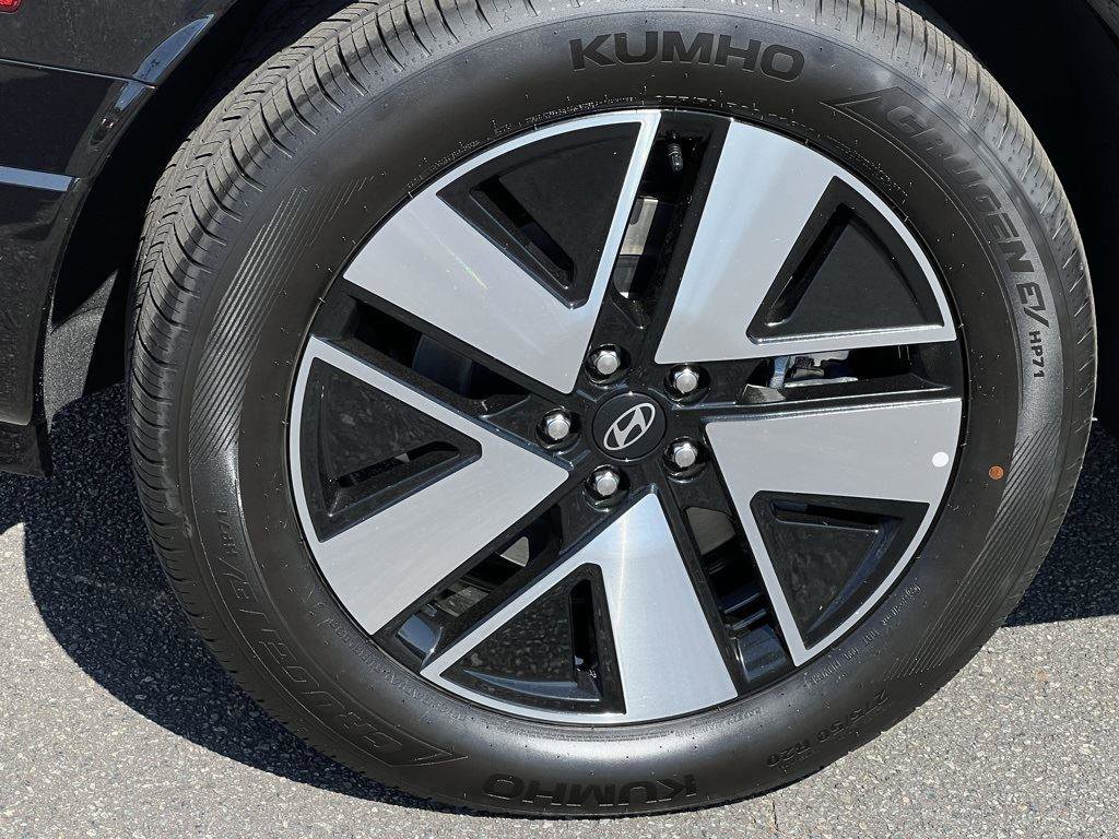 New 2026 Hyundai Ioniq 9 SEL image 6