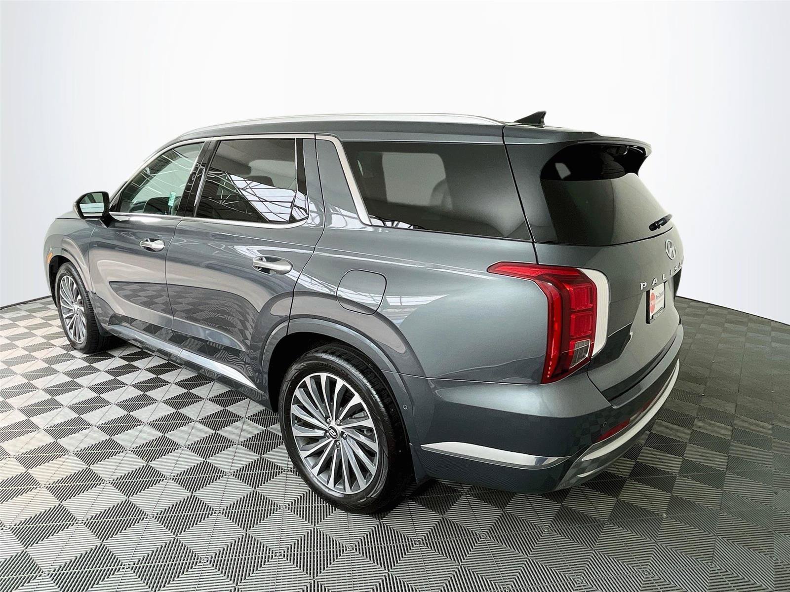 Used 2025 Hyundai Palisade Calligraphy AWD/4WD image 7